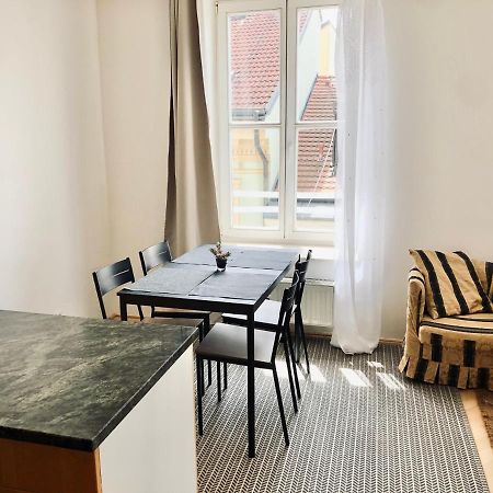 Old Town City Apartment Прага Экстерьер фото